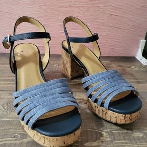 Womans size 5 1/2 blue wedge heel